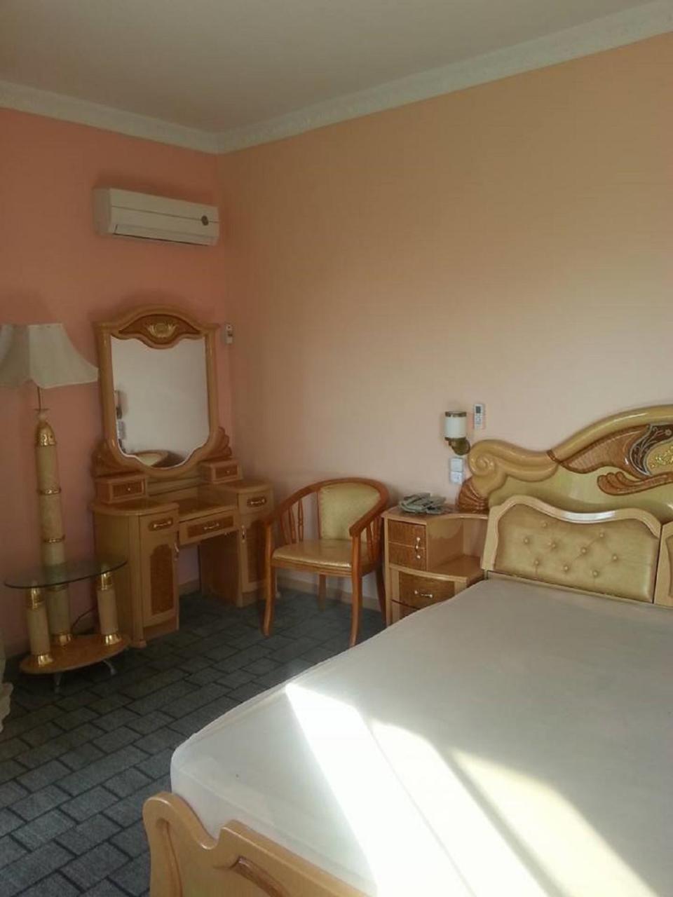 Mimosa Palace Annaba Buitenkant foto